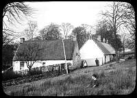 Cottages Cathkin Road.jpg