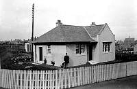 Stationmaster's House kirkhill Stn.jpg
