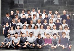 tn_Eastfield School 1935.jpg (9129 bytes)