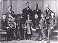 tn_Smith family portrait - cleaned up.jpg (4992 bytes)