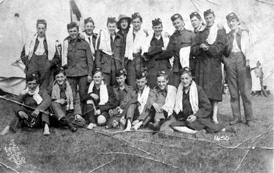 tn_Cameronians at camp.jpg (31561 bytes)
