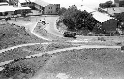 tn_003.jpg (17451 bytes)