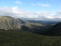 Gleann Einich from the top of Coire Dhondail